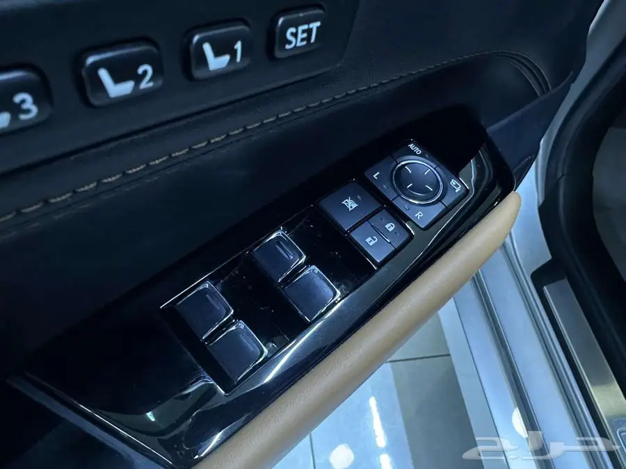 لكزس GS350 اف سبورت 2016 خليجي بحالة الوكالة مالك اول 49