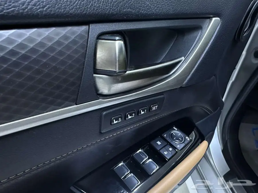 لكزس GS350 اف سبورت 2016 خليجي بحالة الوكالة مالك اول 48