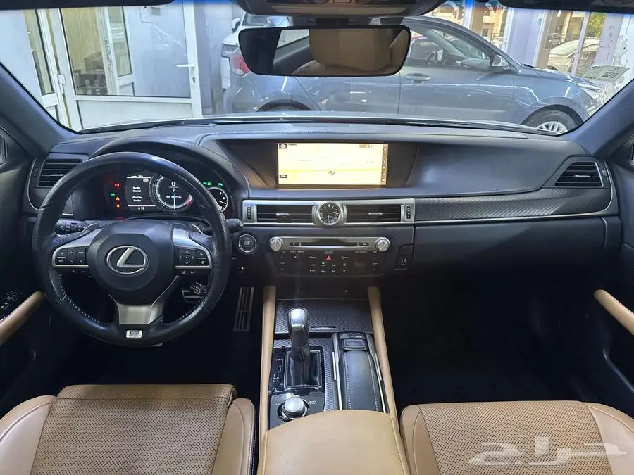 لكزس GS350 اف سبورت 2016 خليجي بحالة الوكالة مالك اول 24