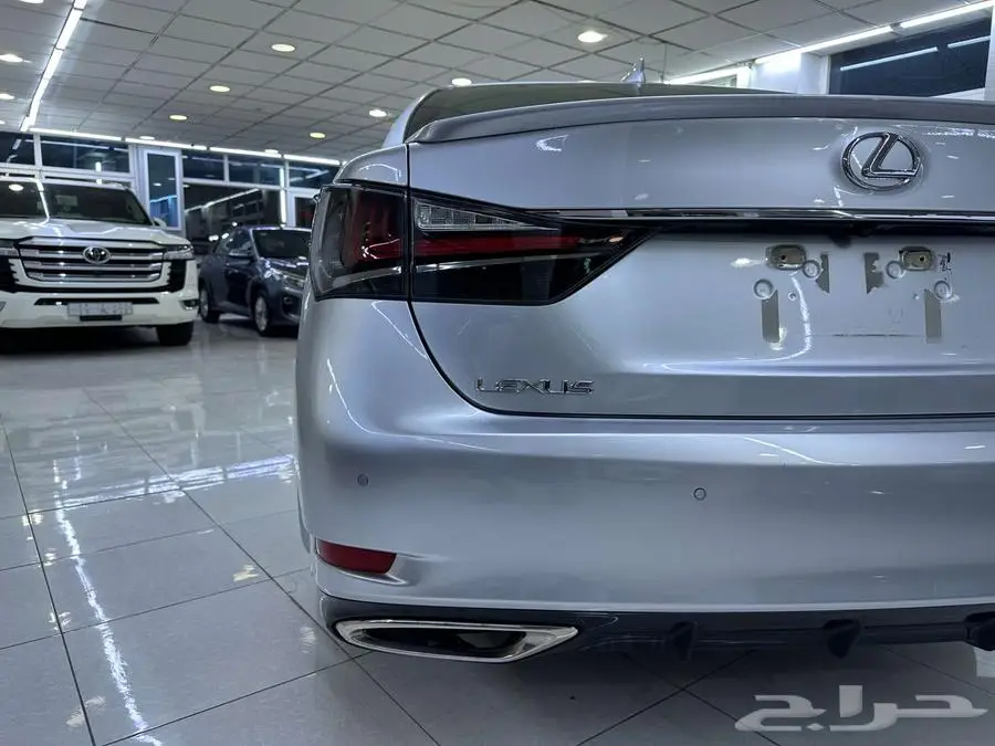 لكزس GS350 اف سبورت 2016 خليجي بحالة الوكالة مالك اول 14