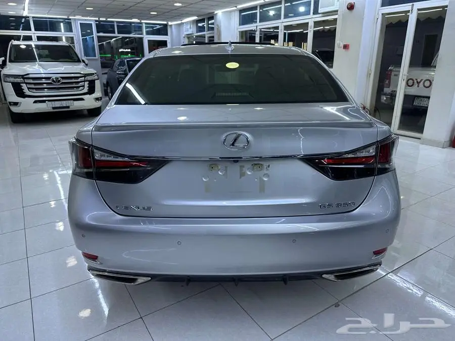 لكزس GS350 اف سبورت 2016 خليجي بحالة الوكالة مالك اول 4