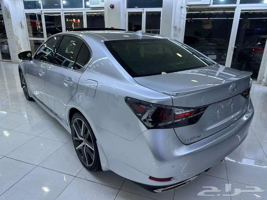 لكزس GS350 اف سبورت 2016 خليجي بحالة الوكالة مالك اول 5