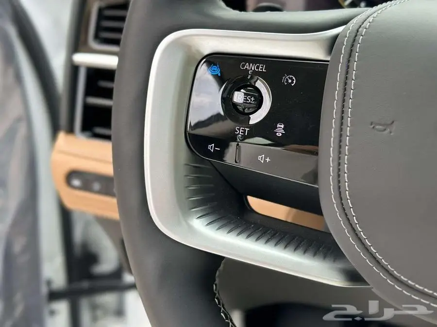 إنفينيتي QX80 2025 سينسوري - نص فل 36