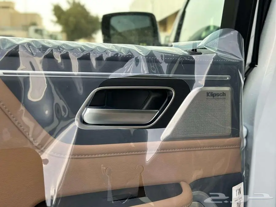 إنفينيتي QX80 2025 سينسوري - نص فل 37