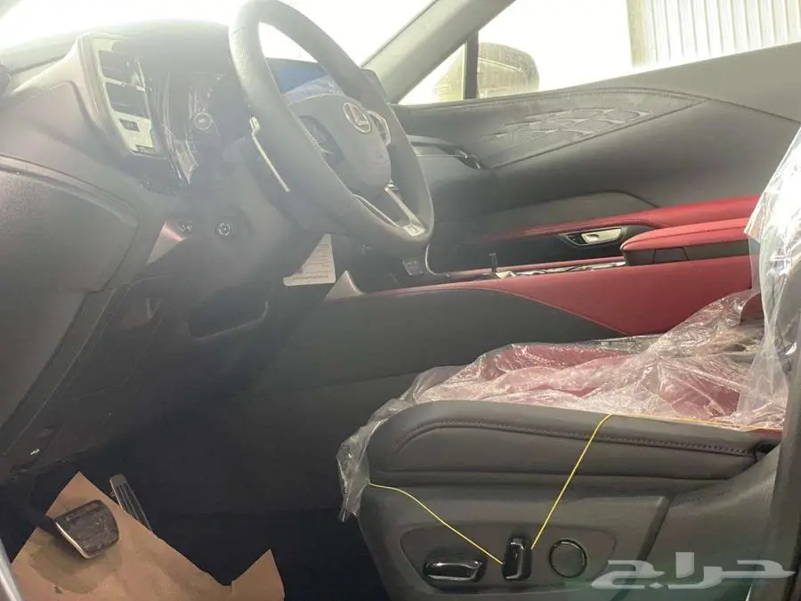 لكزس RX 350 F_SPORT موديل 2024 - أقل سعر 10