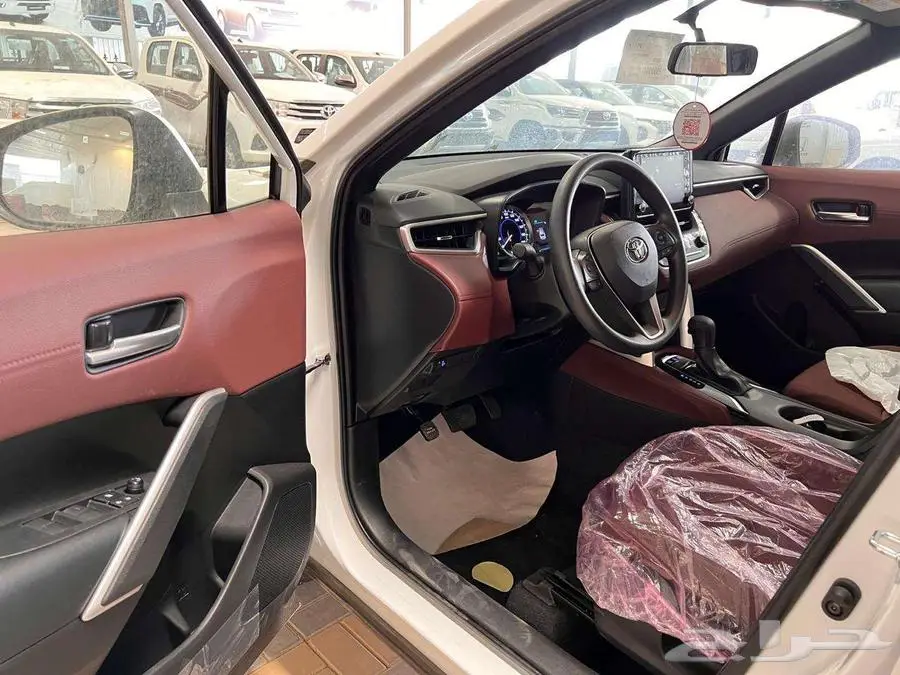 كورولا كروس ستاندر ونص فل 2024 هايبرد 2025 10