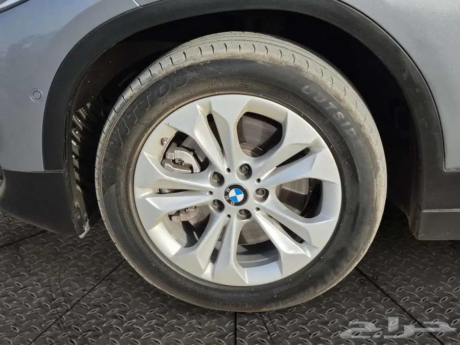 بي ام دبليو الفئة اكس 2 xDrive 20i 2023 3