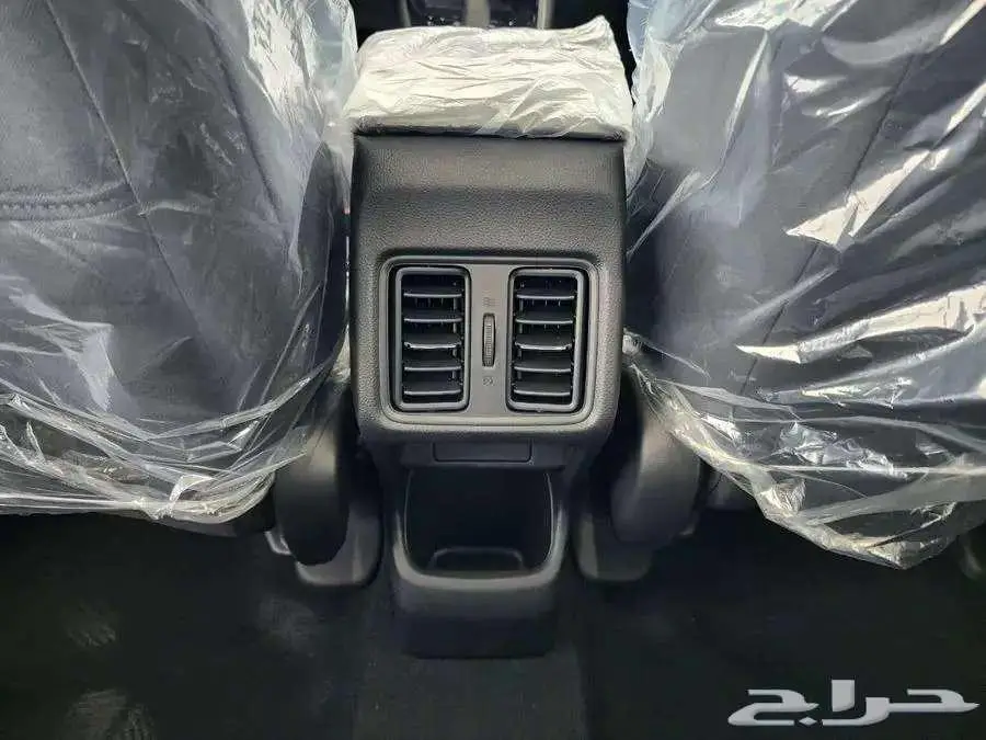 هوندا HRV 2024 LX نص فل 8