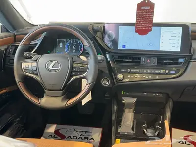 عروض لكزس ES350DD فل كامل وارد الساير 2025 4
