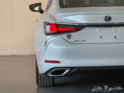 عروض لكزس ES350DD فل كامل وارد الساير 2025 20