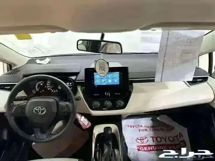 تويوتا كورولا ستاندر 2.0 موديل 2025 1