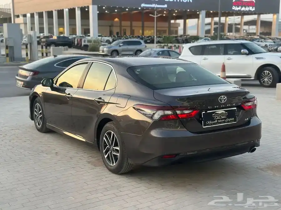 تويوتا كامري LE مطور 2023 5