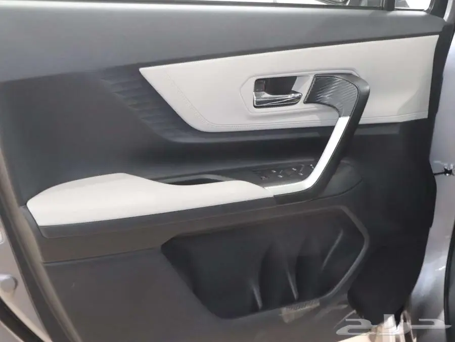 تويوتا فيلوز toyota veloz 2025 ( كاش - بنوك ) 10