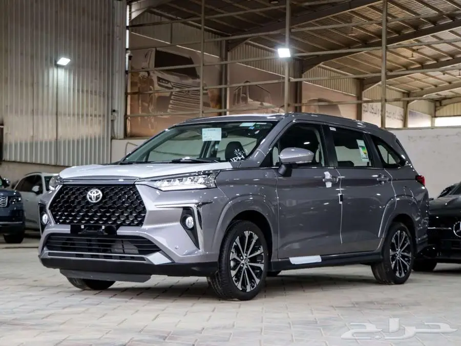تويوتا فيلوز toyota veloz 2025 ( كاش - بنوك ) 1