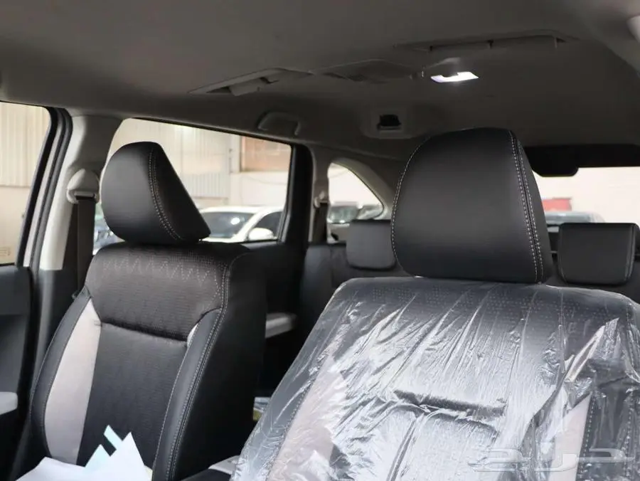 تويوتا فيلوز toyota veloz 2025 ( كاش - بنوك ) 13