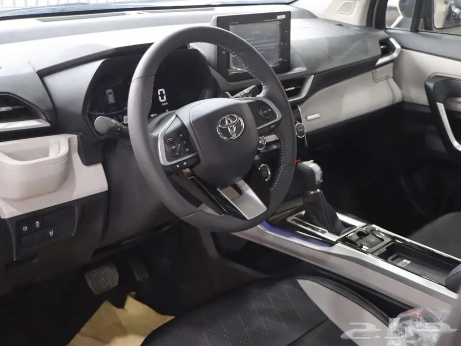 تويوتا فيلوز toyota veloz 2025 ( كاش - بنوك ) 5