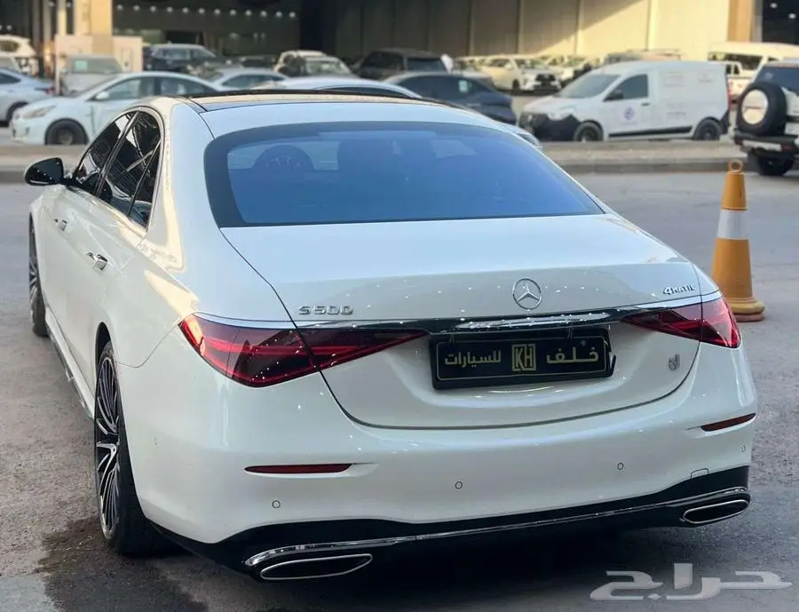مرسيدس S500موديل 2022-معرض خلف للسيارات 4