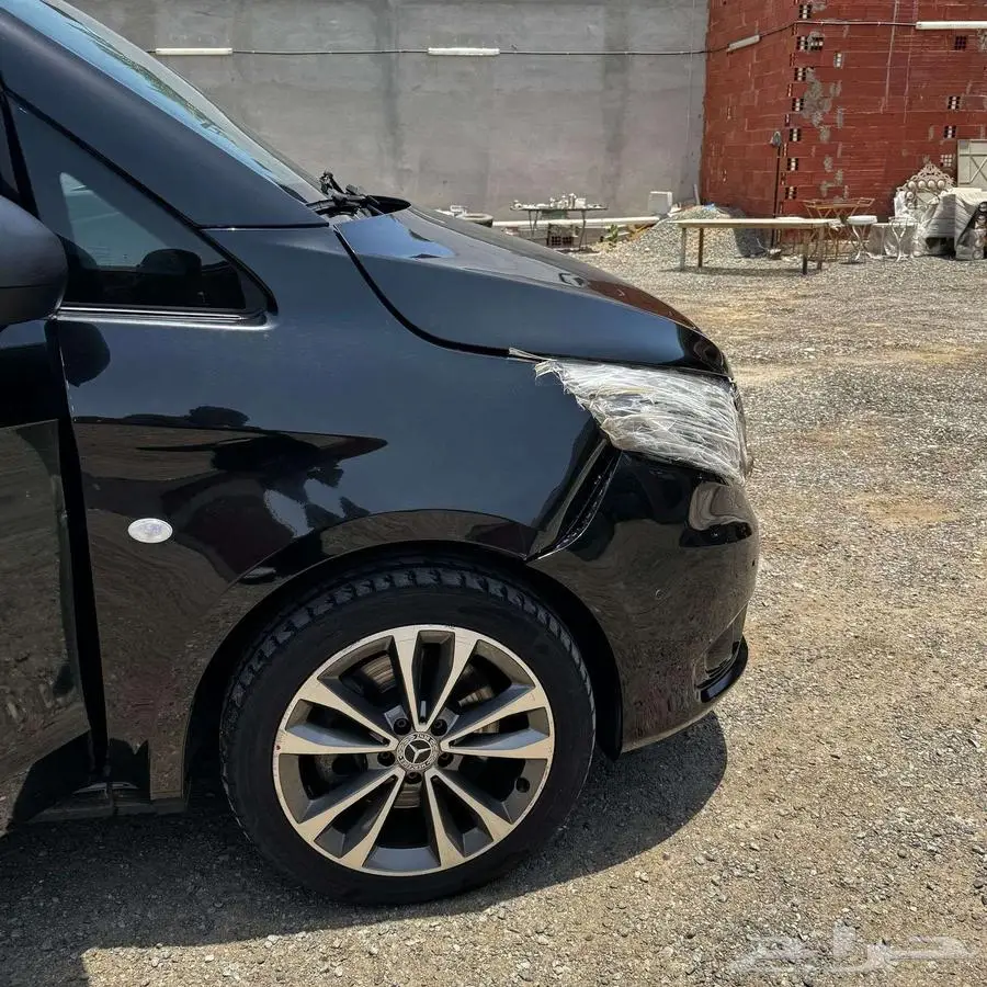 مرسيديس الفئة فان VITO 121 9