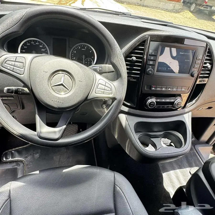 مرسيديس الفئة فان VITO 121 0