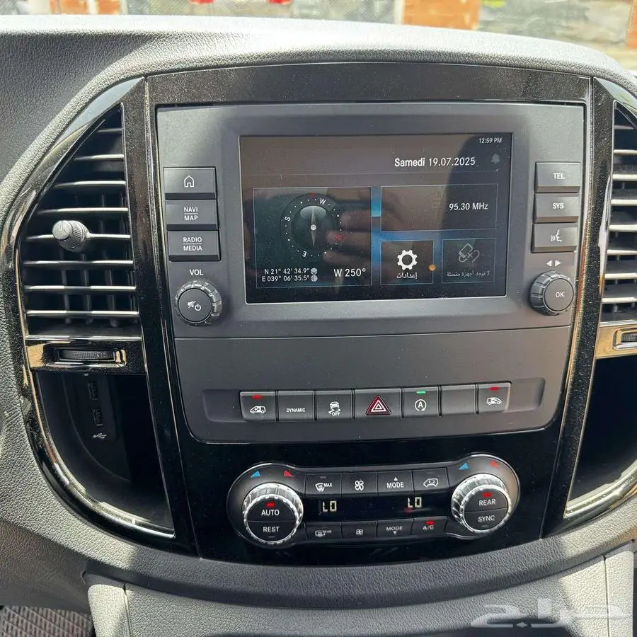 مرسيديس الفئة فان VITO 121 1