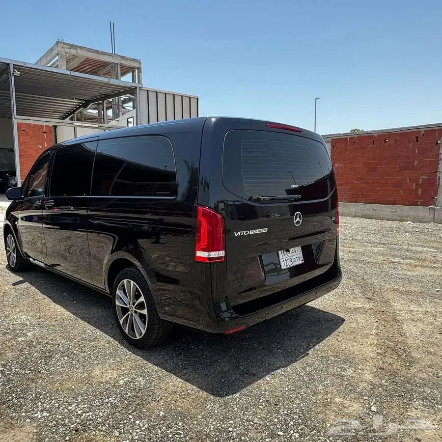 مرسيديس الفئة فان VITO 121 8