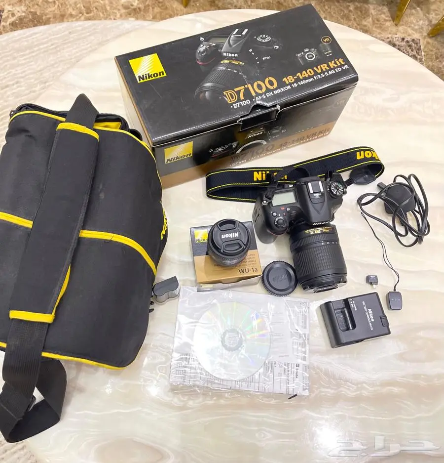 كاميرا احترافيه نيكون D7100 1