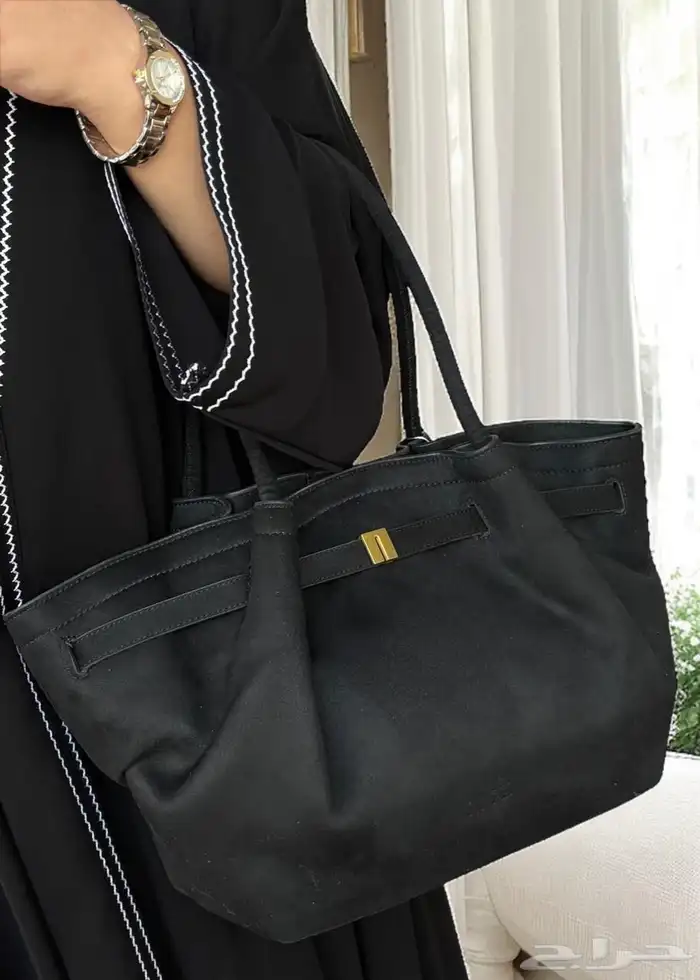 شنط توري بورش   شانيل مكياج   لاكوست  جي دبليو مع الملحقا 45