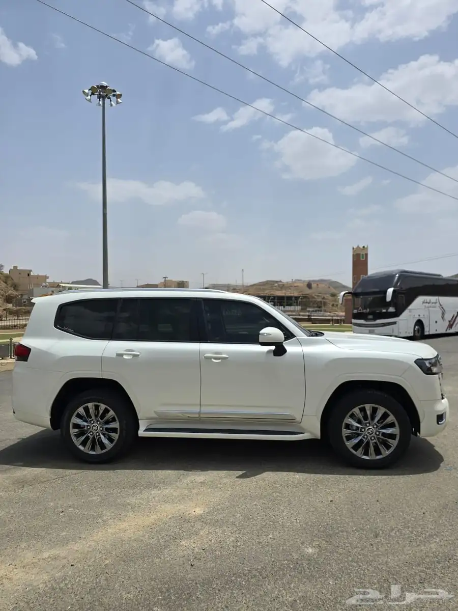 جي اكس ار موديل 2023 رقم 4 ماشي 34 سعودي 4