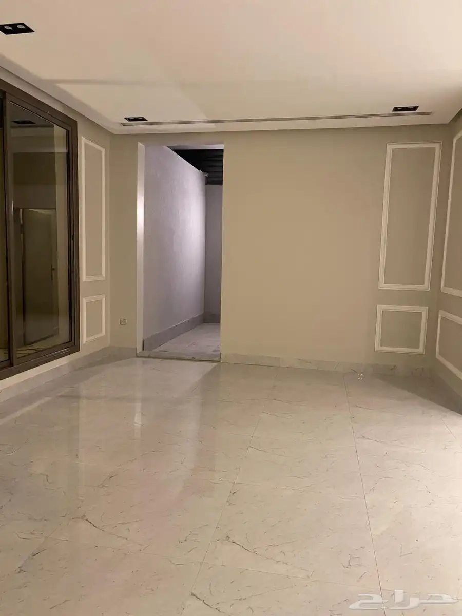 للايجار فيلا حي العارض 9