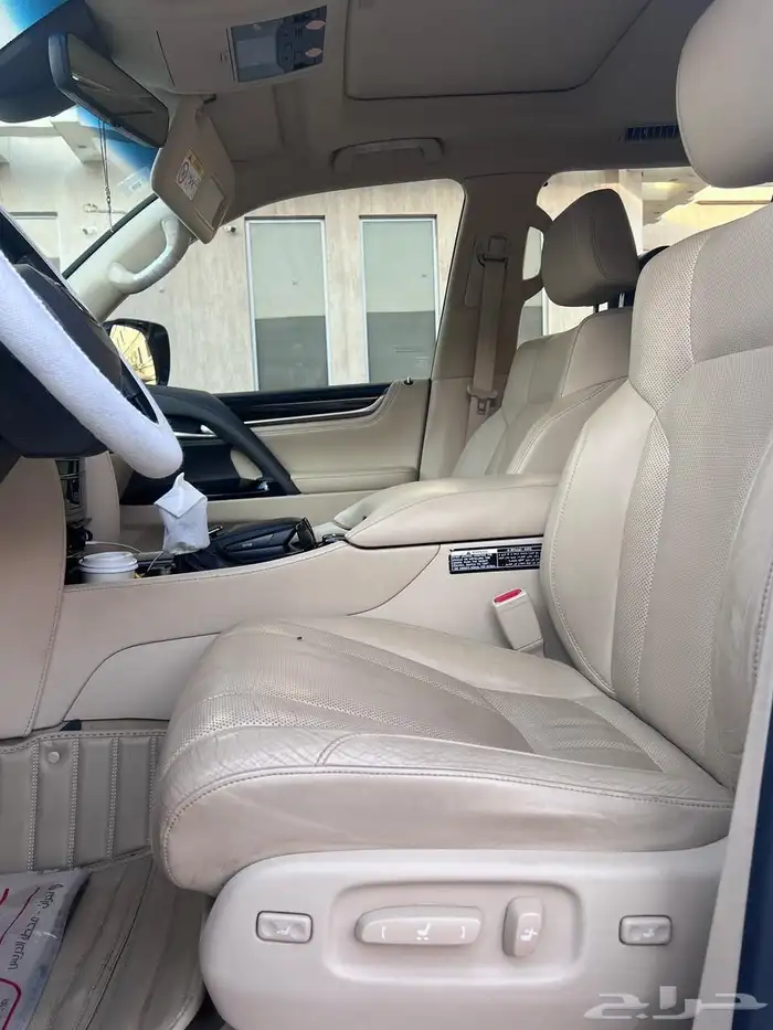 لكزس 2019 سعودي 16