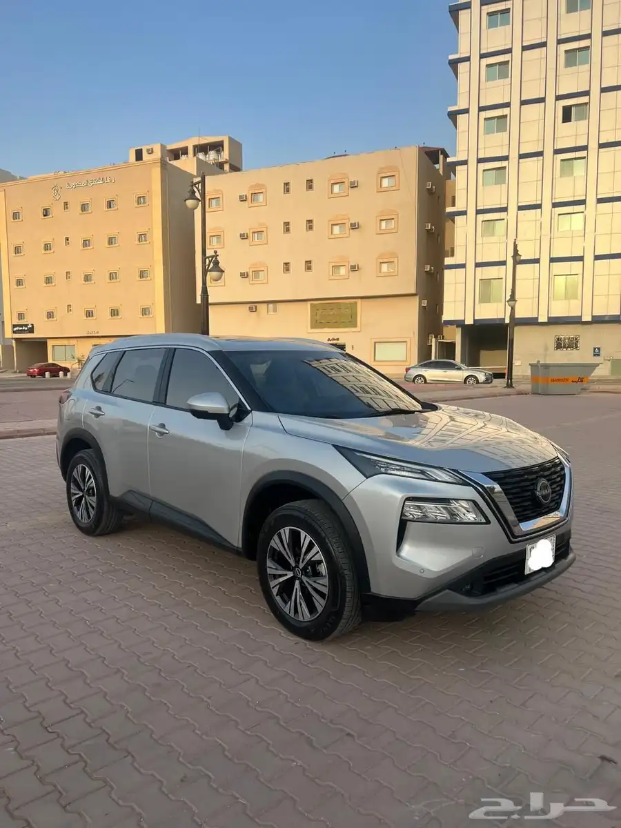 نيسان اكس تريل 2024 ماشي 11000 كيلو 3
