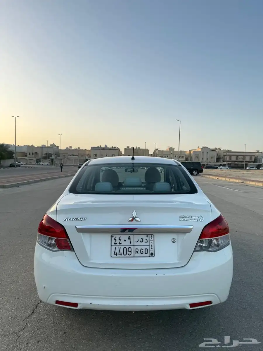 متسوبيشي اتراج 2019 12