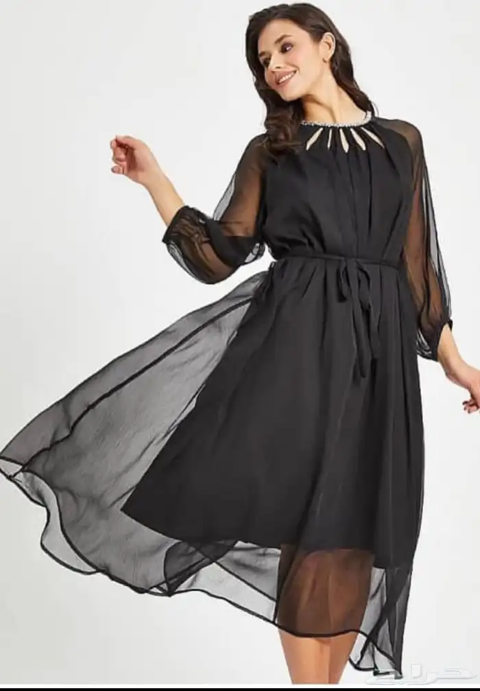 فستان من اوناس ماركة سرييل 0