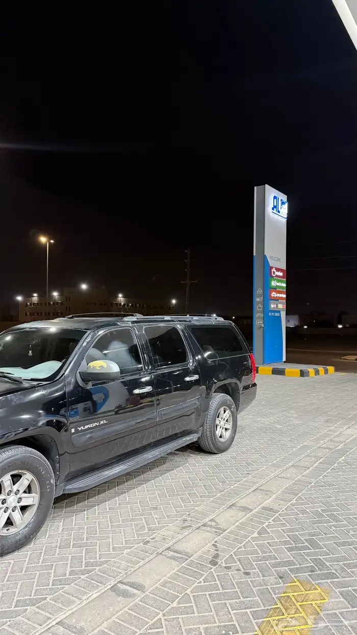يوكن XL اسود 2009 للبيع 3
