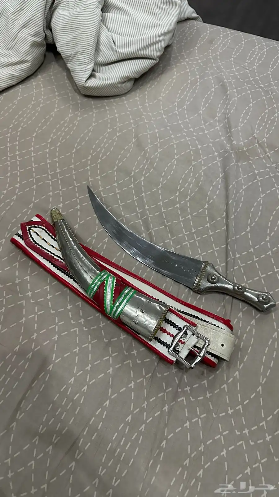 جنبيه ذريع للبيع على السوم مقاس صغير 0