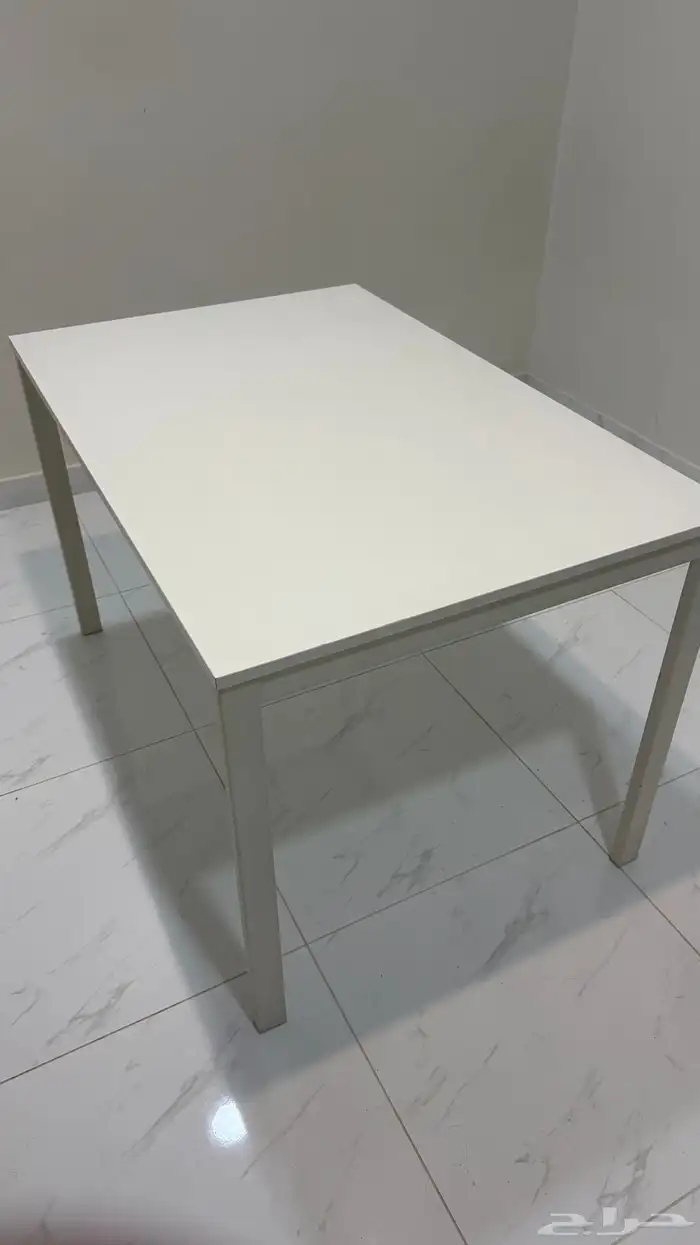 طاولة هوم سنتر ل4 اشخاص 1