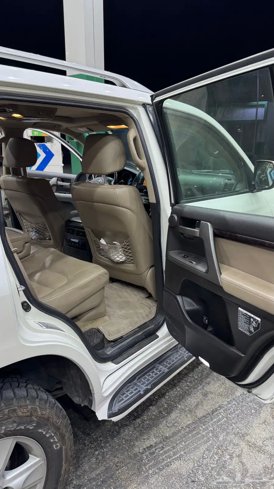 لاندكروزر VXR 2011 11