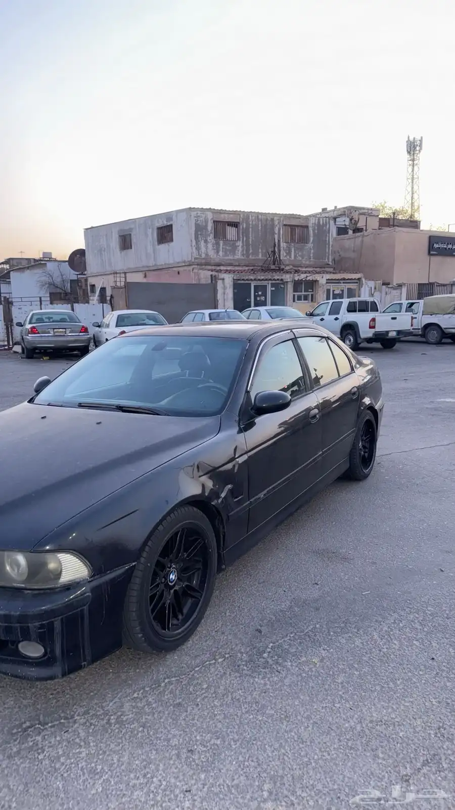 بي ام للبيع كامل ب 11الف 2