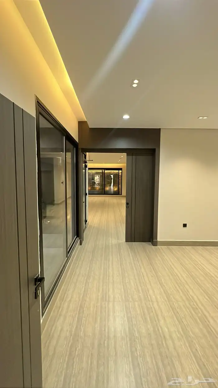للبيع فيلا 290 متر بواحه الشرقيه مرتبه 6