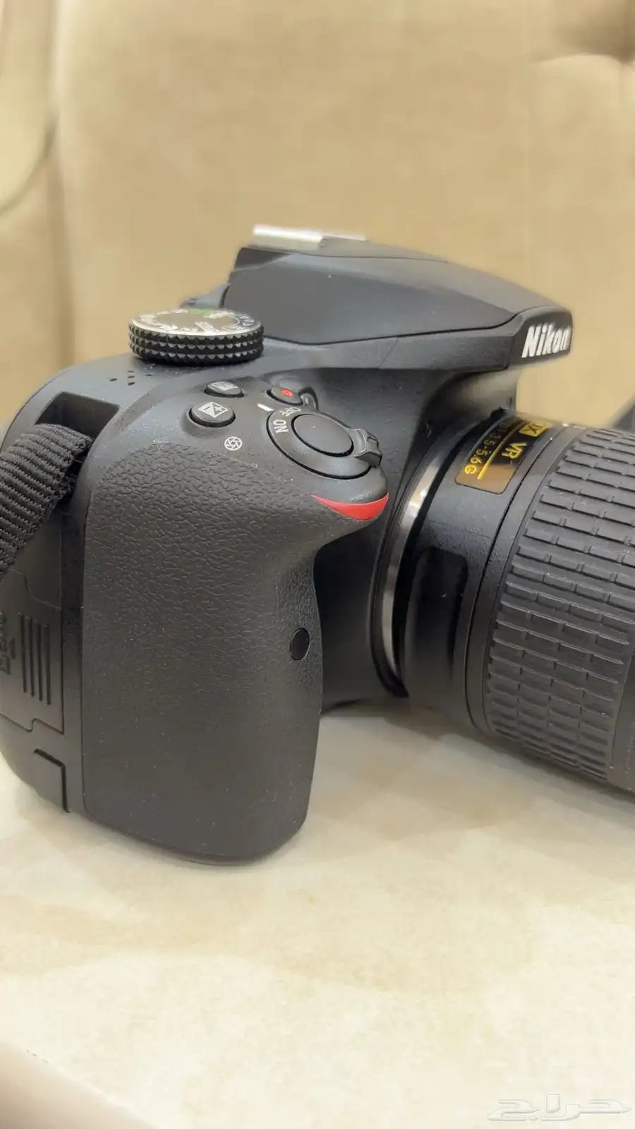 كاميرا Nikonللبيع D3400شبه جديده 0