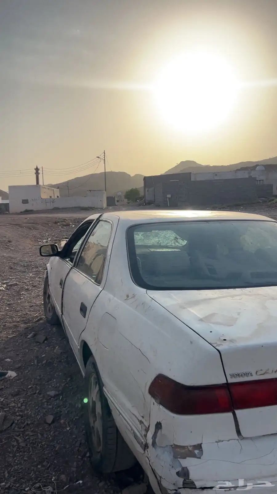 كامري موديل 2000 سياره مافيه شي جته صدمه قبل ومسمكره 1