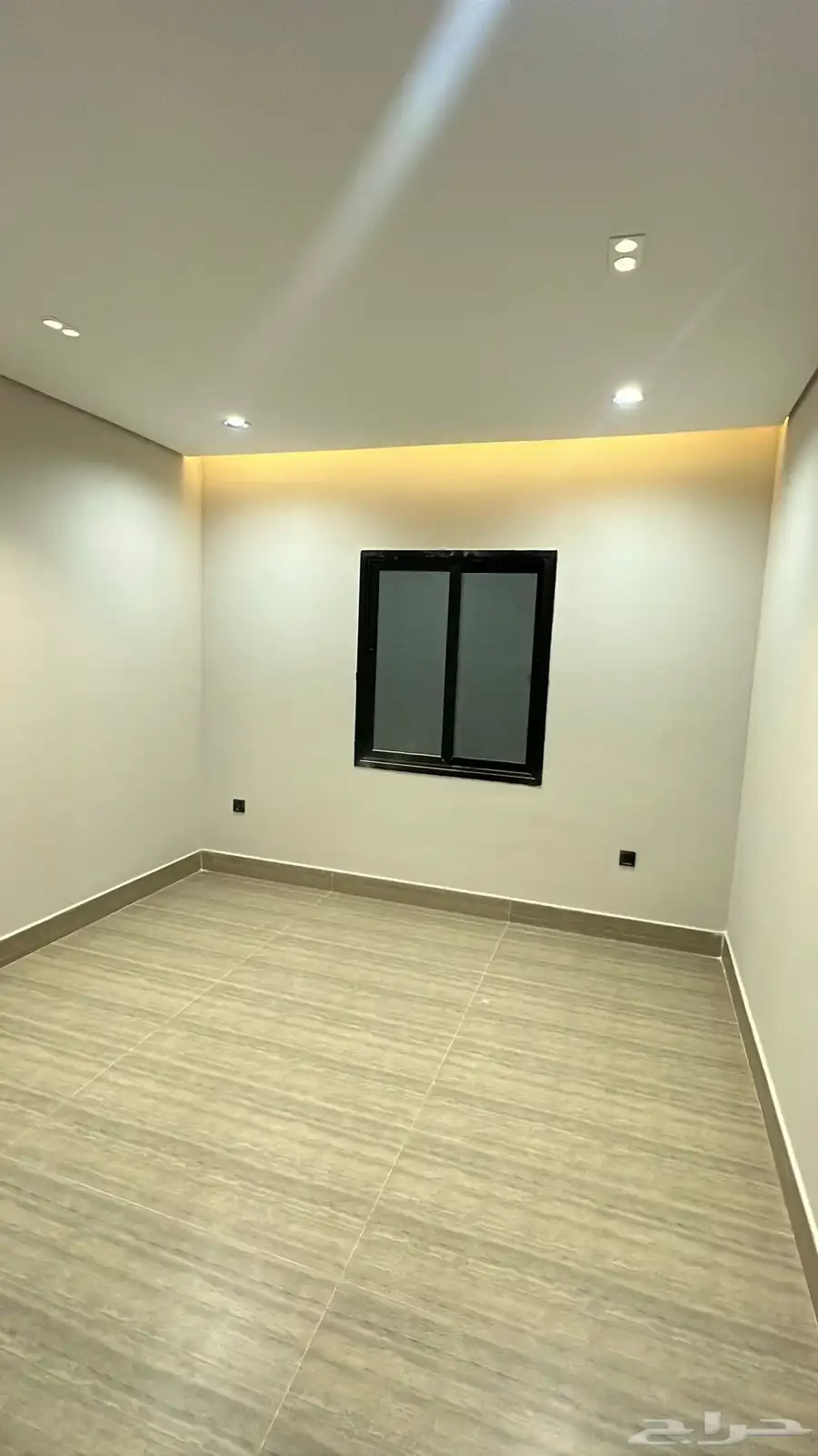 للبيع فيلا 290 متر بواحه الشرقيه مرتبه 20