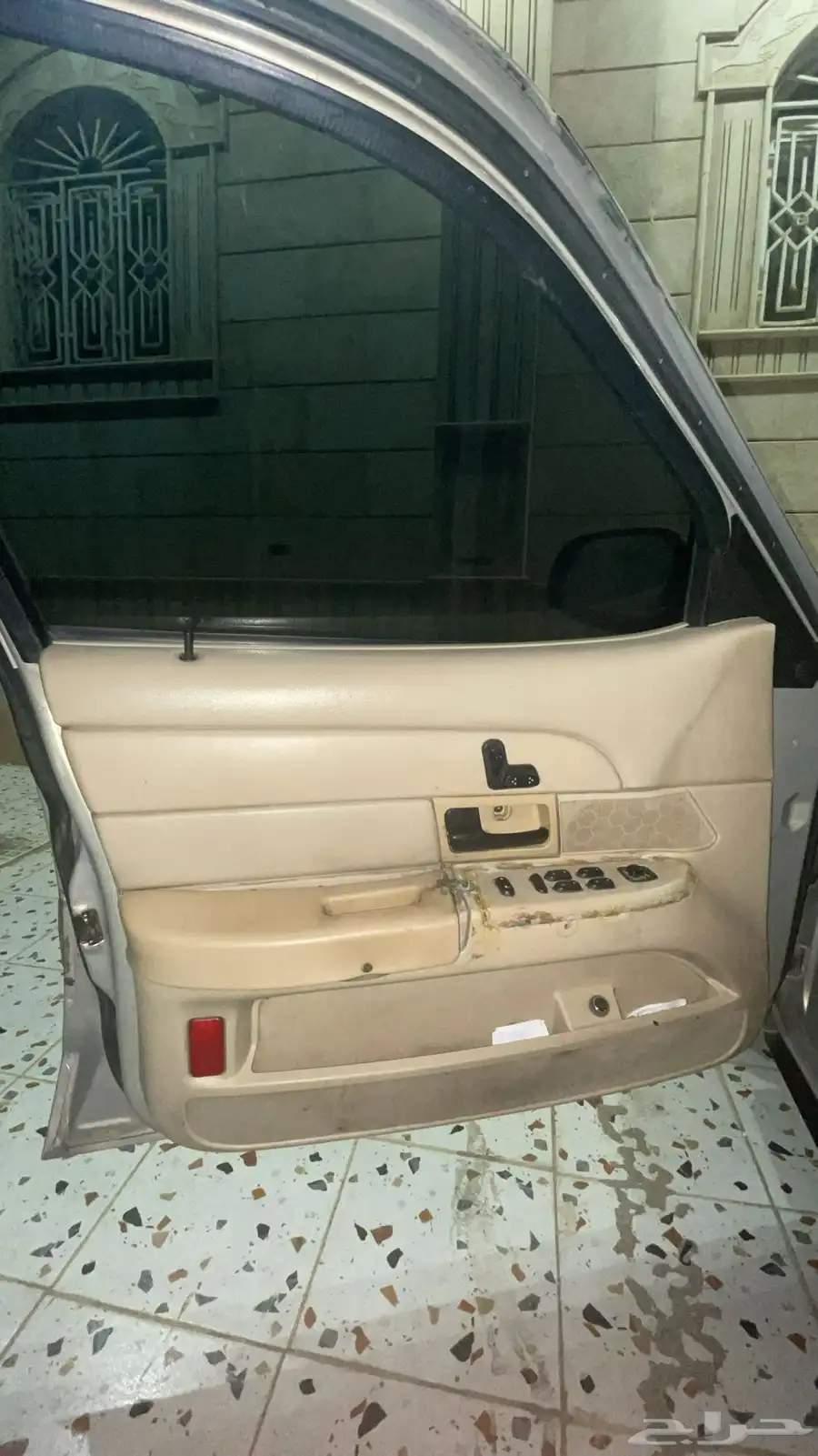 فورد كراون فكتوريا سعودي 2008 12