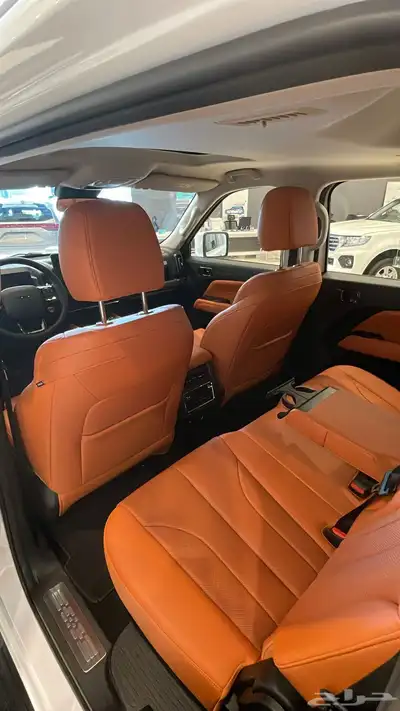 هافال H9 2026 نص فل رمادي مطفي 10