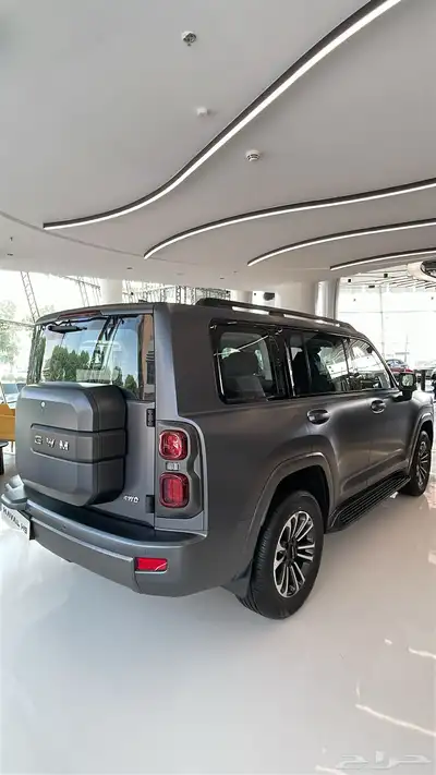 هافال H9 2026 نص فل رمادي مطفي 6