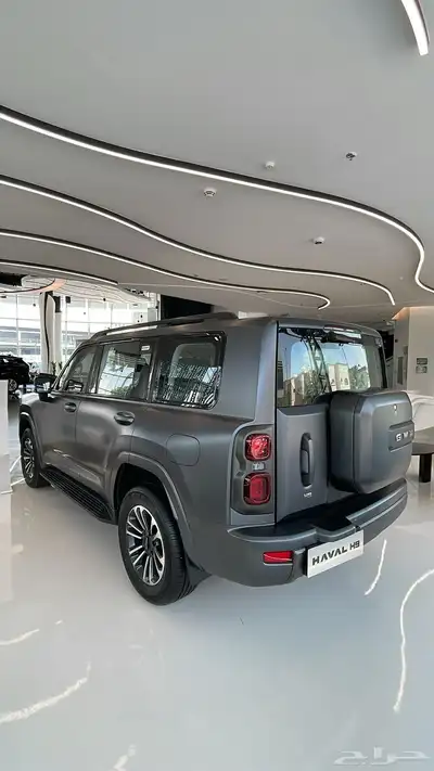 هافال H9 2026 نص فل رمادي مطفي 7