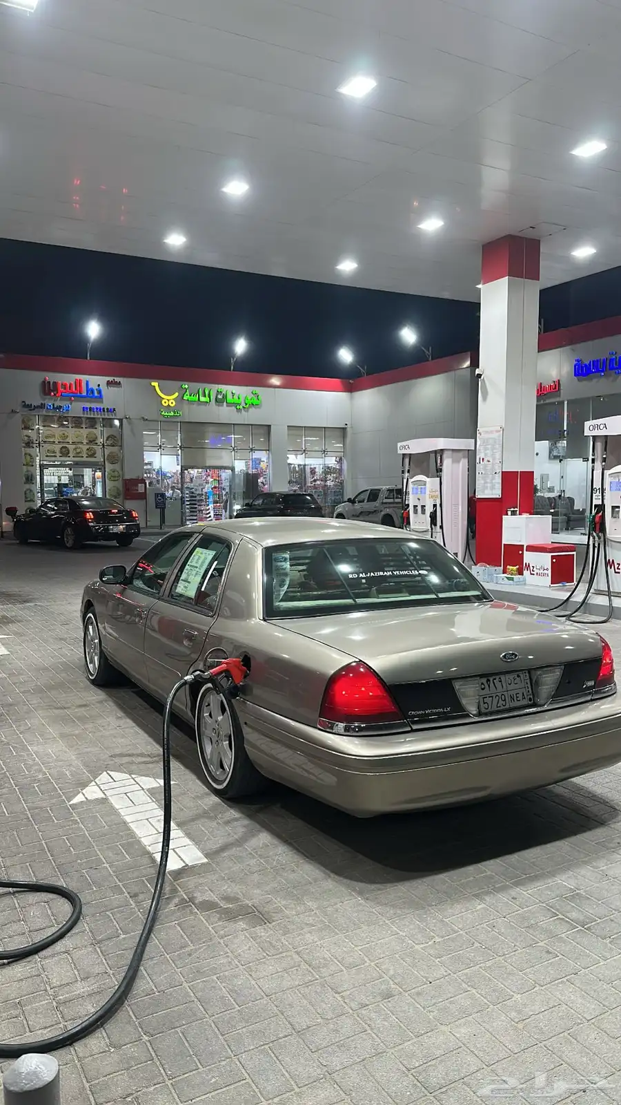فورد كراون فكتوريا 2003 9