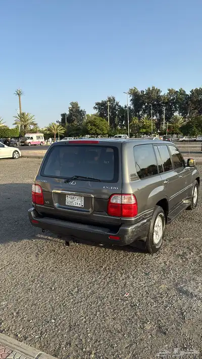 جيب لكزس 1998 LX470 3