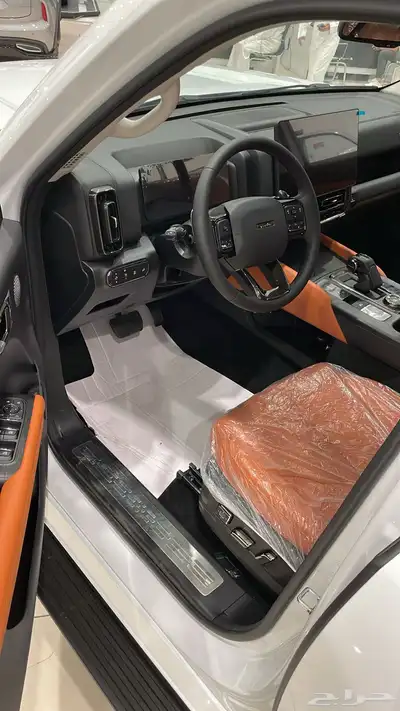 هافال H9 2026 نص فل رمادي مطفي 13