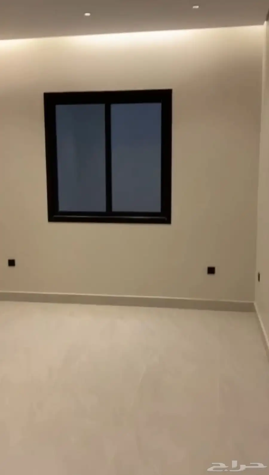 للايجار شقة حي العارض جديده 4